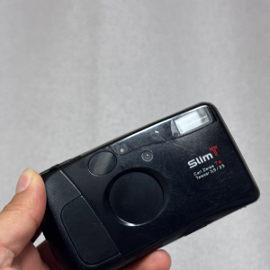 야시카 슬림T4 필름카메라 Yashica T4